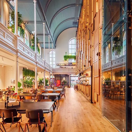 Bunk Hotel Utrecht-3