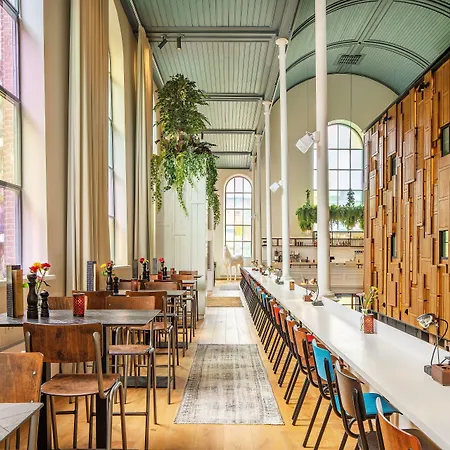 Bunk Hotel Utrecht-2